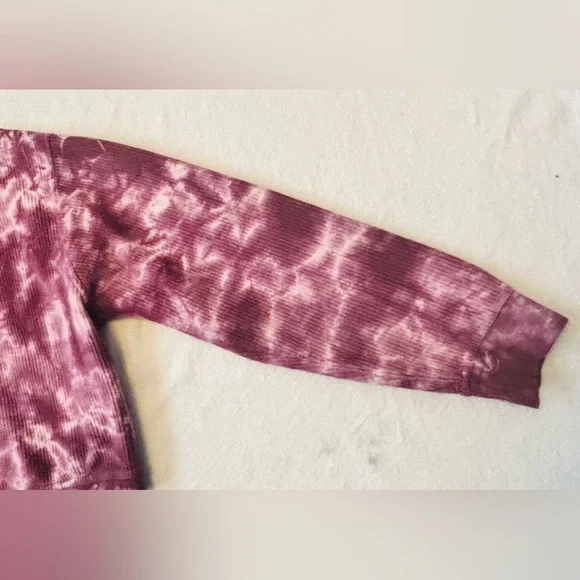 Royce Women's Pink Tie-Dye Long Sleeve Sweatshirts Crop Top Size Medium EUC - Picture 3 of 8